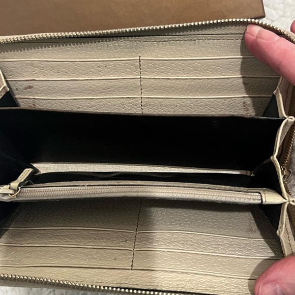 Gucci wallet with box preloved - Picture 4 of 9